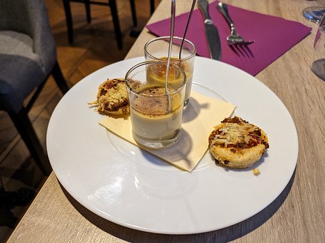 20230926_PXL173133323_Pixel7a-JEB amuse bouche - crème brûlée foie gras and tuna and anchovy tartlet